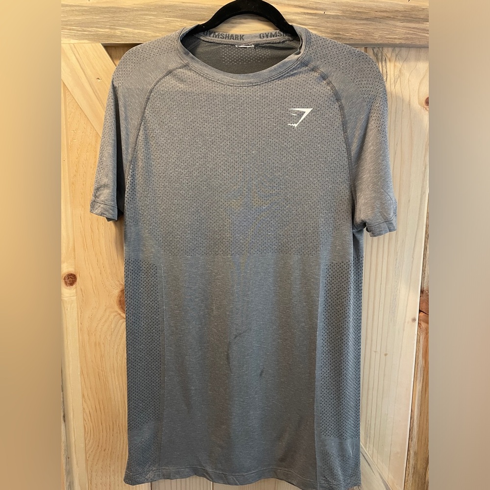 Men’s small gray gym shark shirt